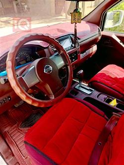 نیسان نەڤارا